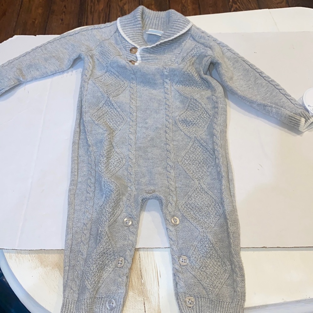 Edgehill Collection Baby Boy Grey Sweater Outfit, size 3 months
